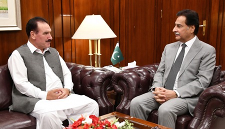 Islamabad 25.08.2026: Deputy Speaker Gilgit-Baltistan Assembly Malik Kifayat-ur-Rehman called on Speaker National Assembly Sardar Ayaz Sadiq at Parliament House.